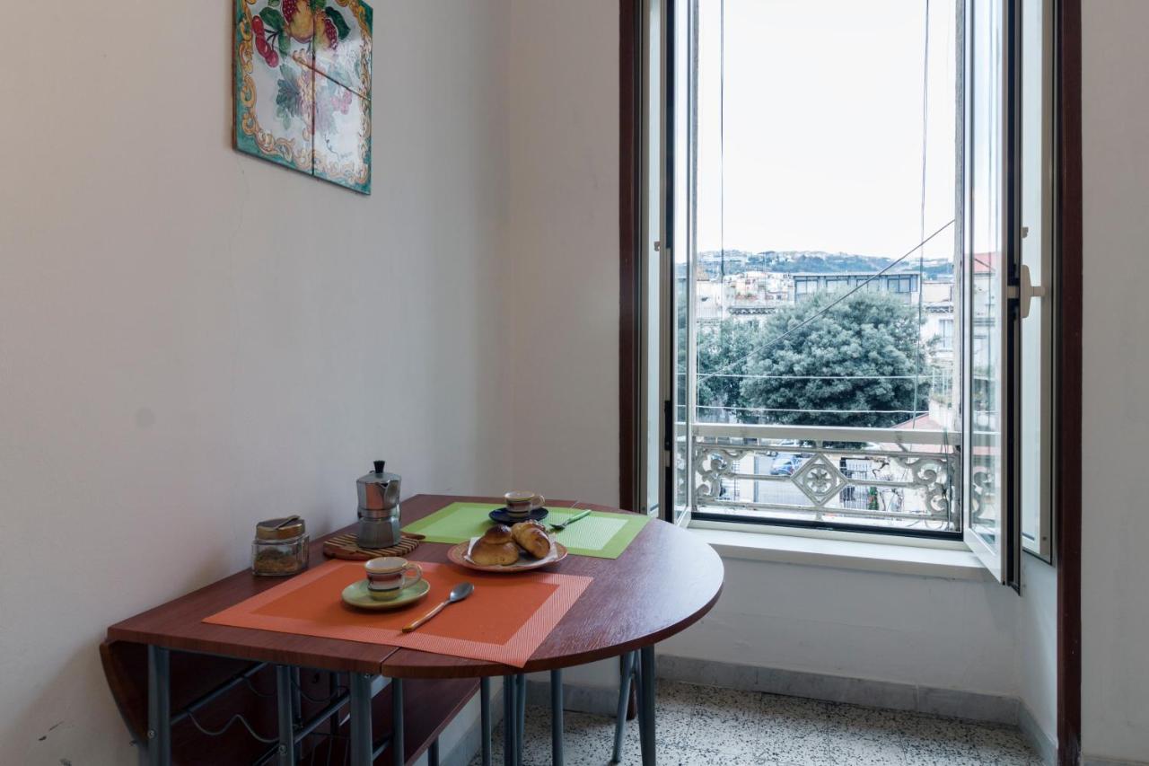 Bnb Etnuvio, Double Rooms In Napoli Ngoại thất bức ảnh